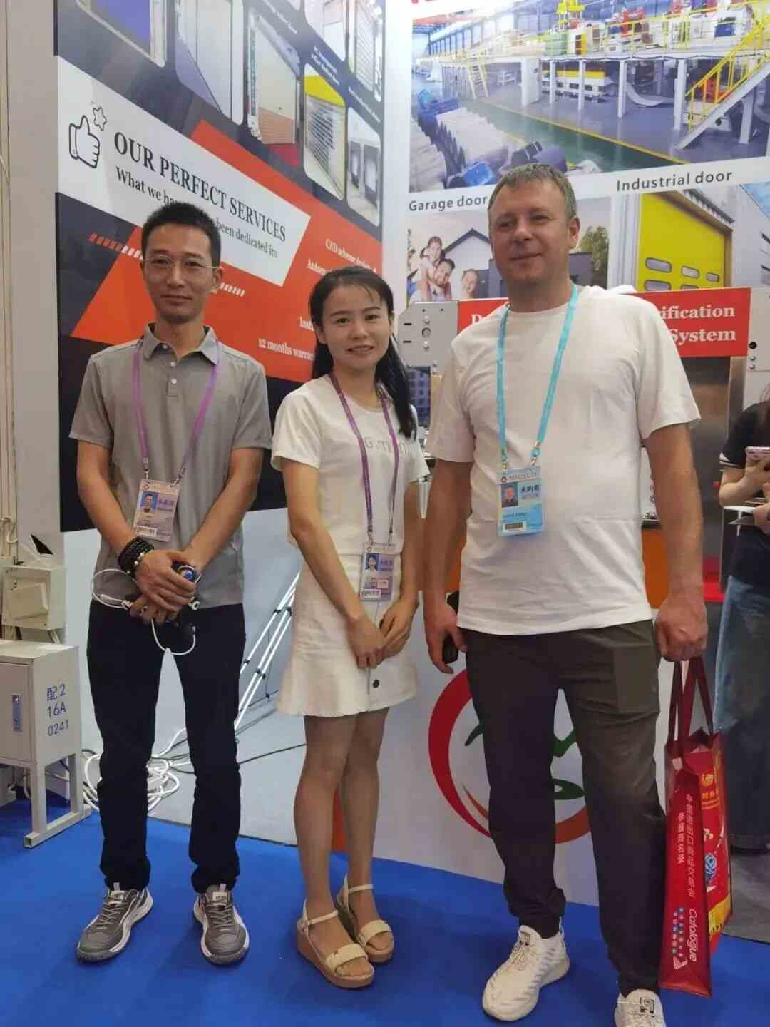 垫资400万险破产，他靠跨境AI“打工人”逆袭，三年做到2000万(图2)