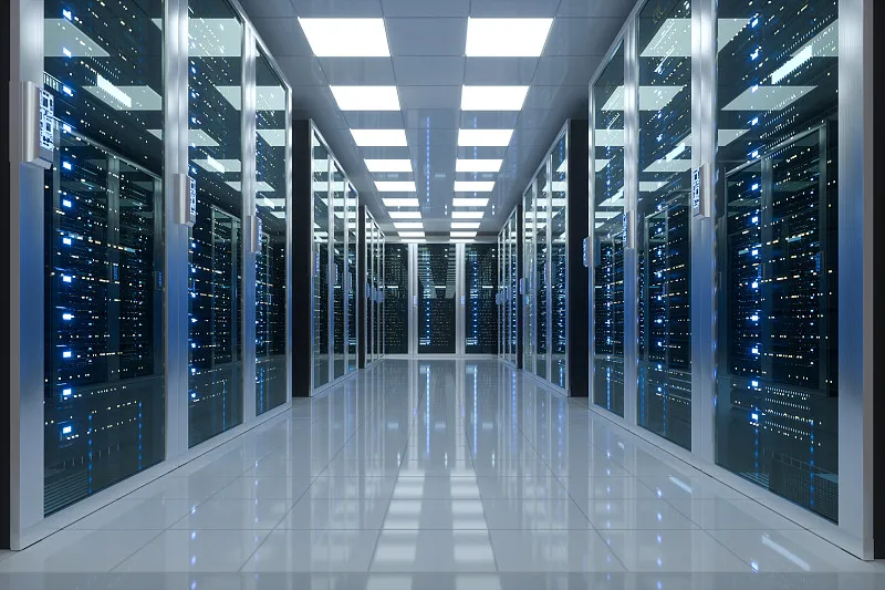 巨头们的“千亿豪赌”：AI烧钱战背后，万亿新基建悄然成形(图3)