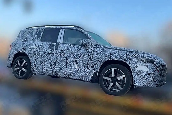 全新奔驰GLB国内谍照曝光，基于MMA平台打造，有望推出双动力版本