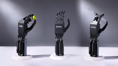 高性能灵巧手技术突破，以高性价比加速具身智能应用落地