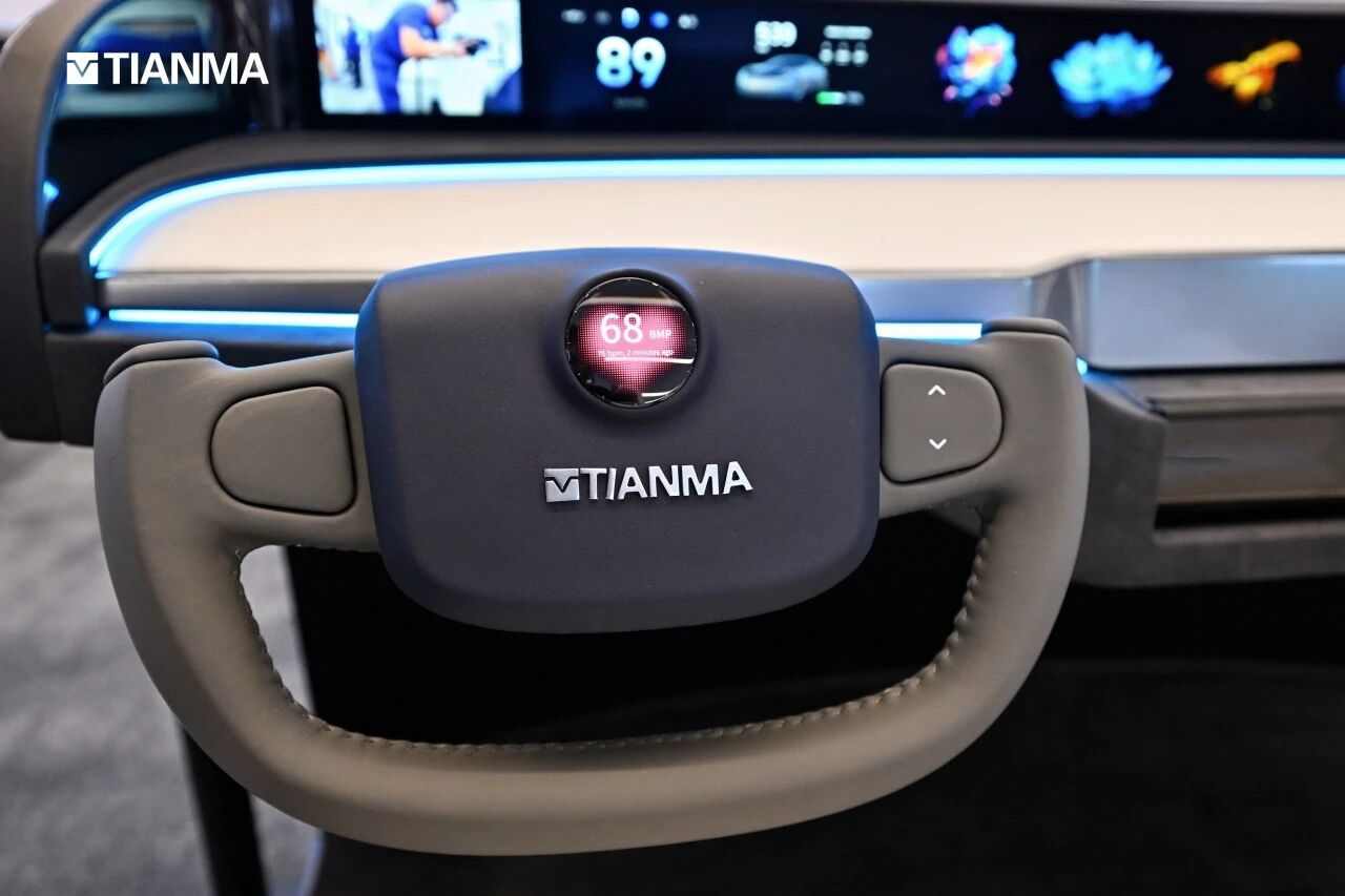 智能座舱显示技术革新，多屏联动与交互重构引领未来驾驶体验(图3)