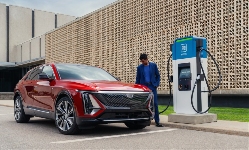 通用汽车计提巨额减值收缩电动车业务，行业转型面临挑战(图1)